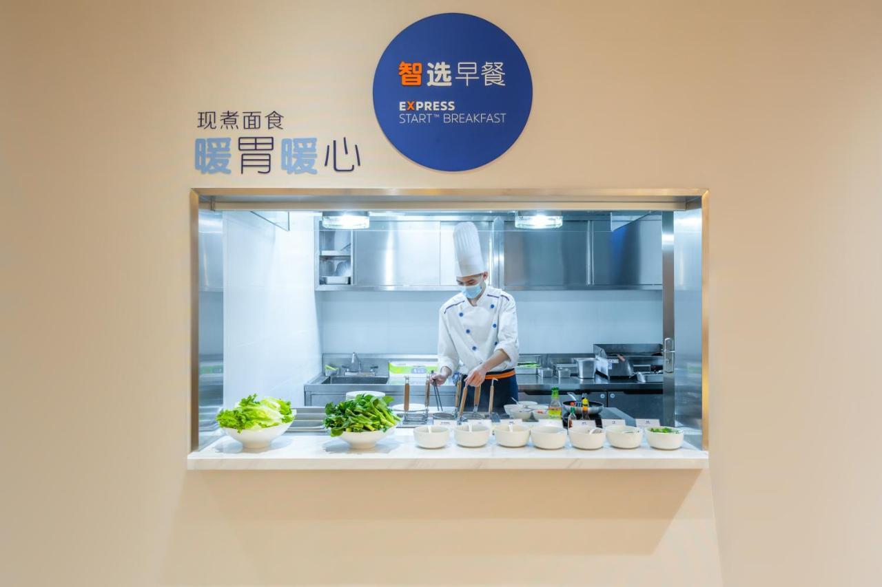 Holiday Inn Express Nanning Jiangnan By Ihg エクステリア 写真